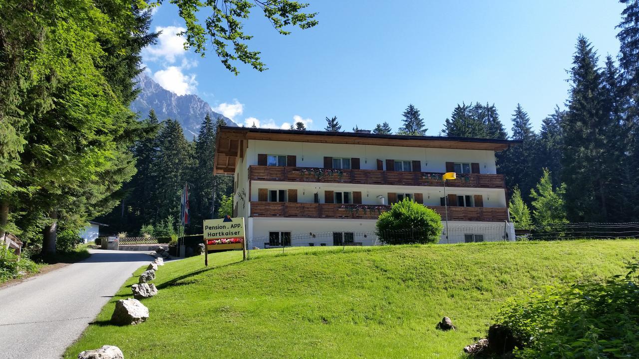 Pension Und Appartements Hartkaiser Ellmau Exterior photo